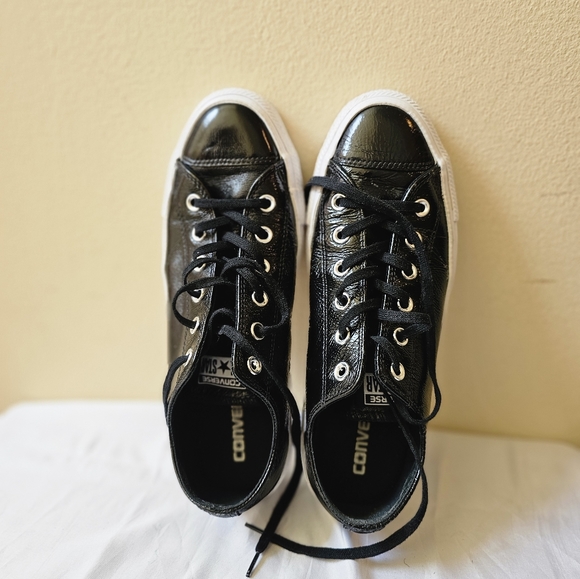 Converse Allstars shoe - Picture 5 of 11